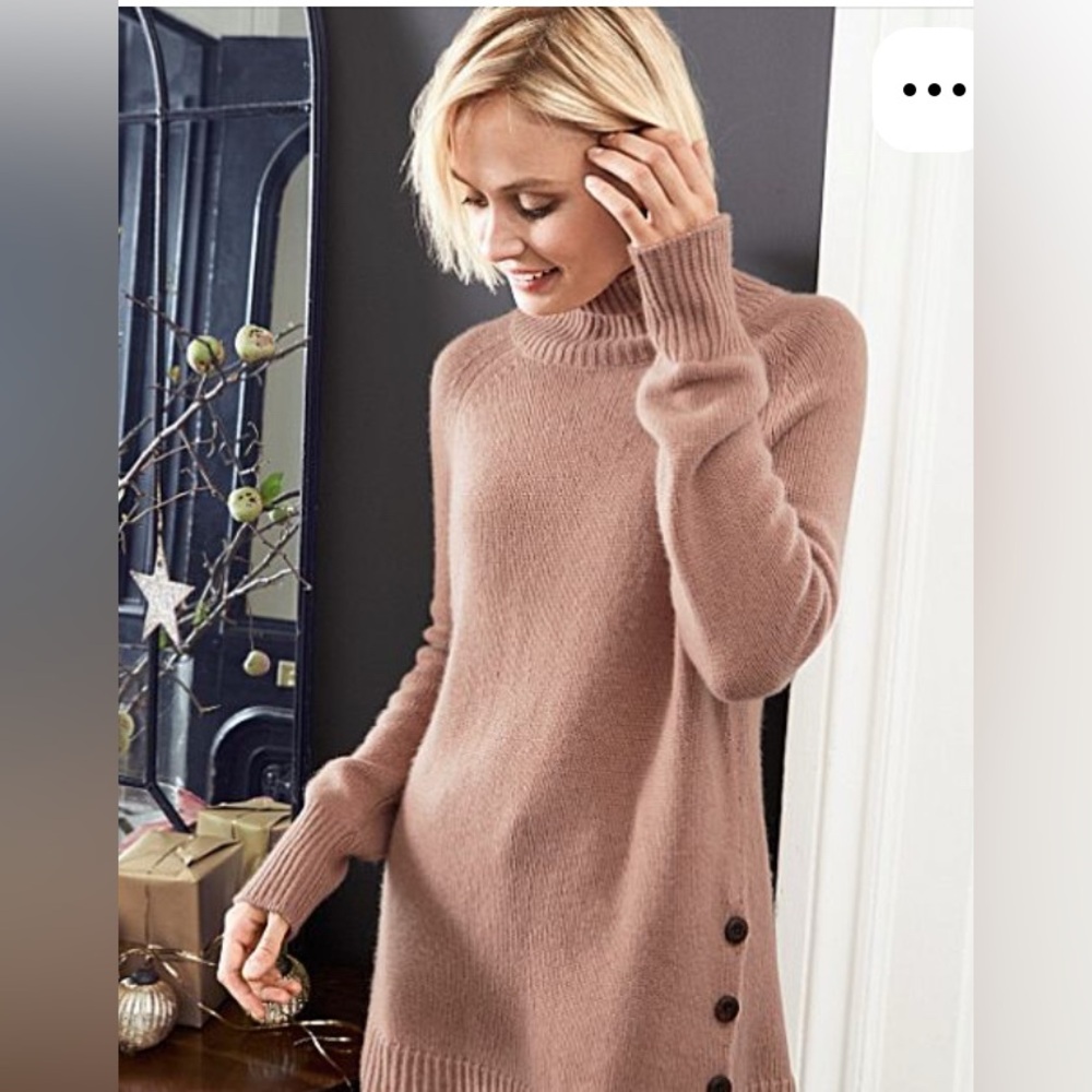 Garnet Hill cashmere sweater